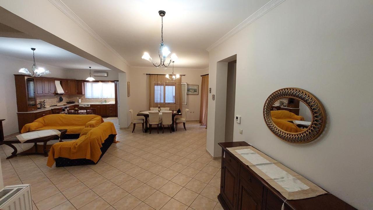 Kallistimon House Holiday home Ipsos